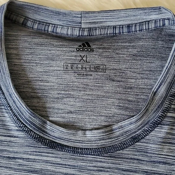 Mens Adidas blue performance t shirt sz XL - Picture 4 of 5